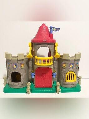 FISHER-PRICE - LITTLE PEOPLE - VINTAGE CASTLE